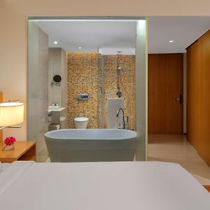 Deluxe Room King bed & Bath tub Wi-fi